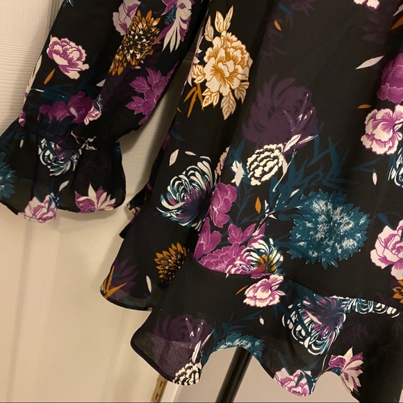 INC INTERNATIONAL CONCEPTS Ruffled Floral Blouse - Picture 4 of 7